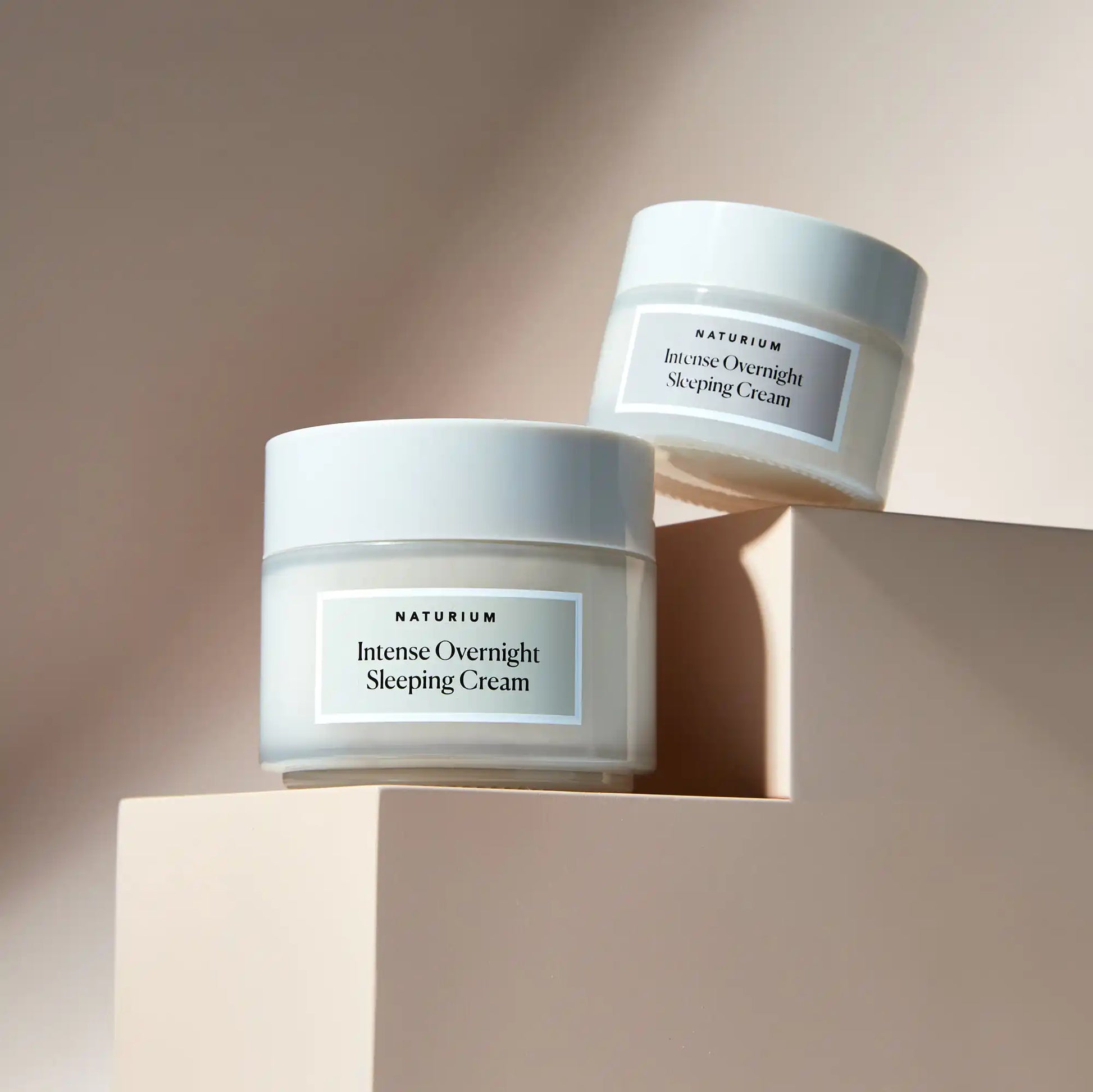 intense-overnight-sleeping-cream-jumbo-n9 11_18_2021_Naturium0552-crop.webp